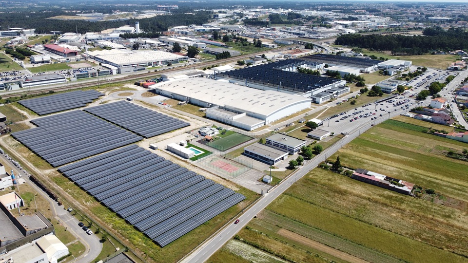 HORSE to install 11,700 new solar panels at Portuguese factory